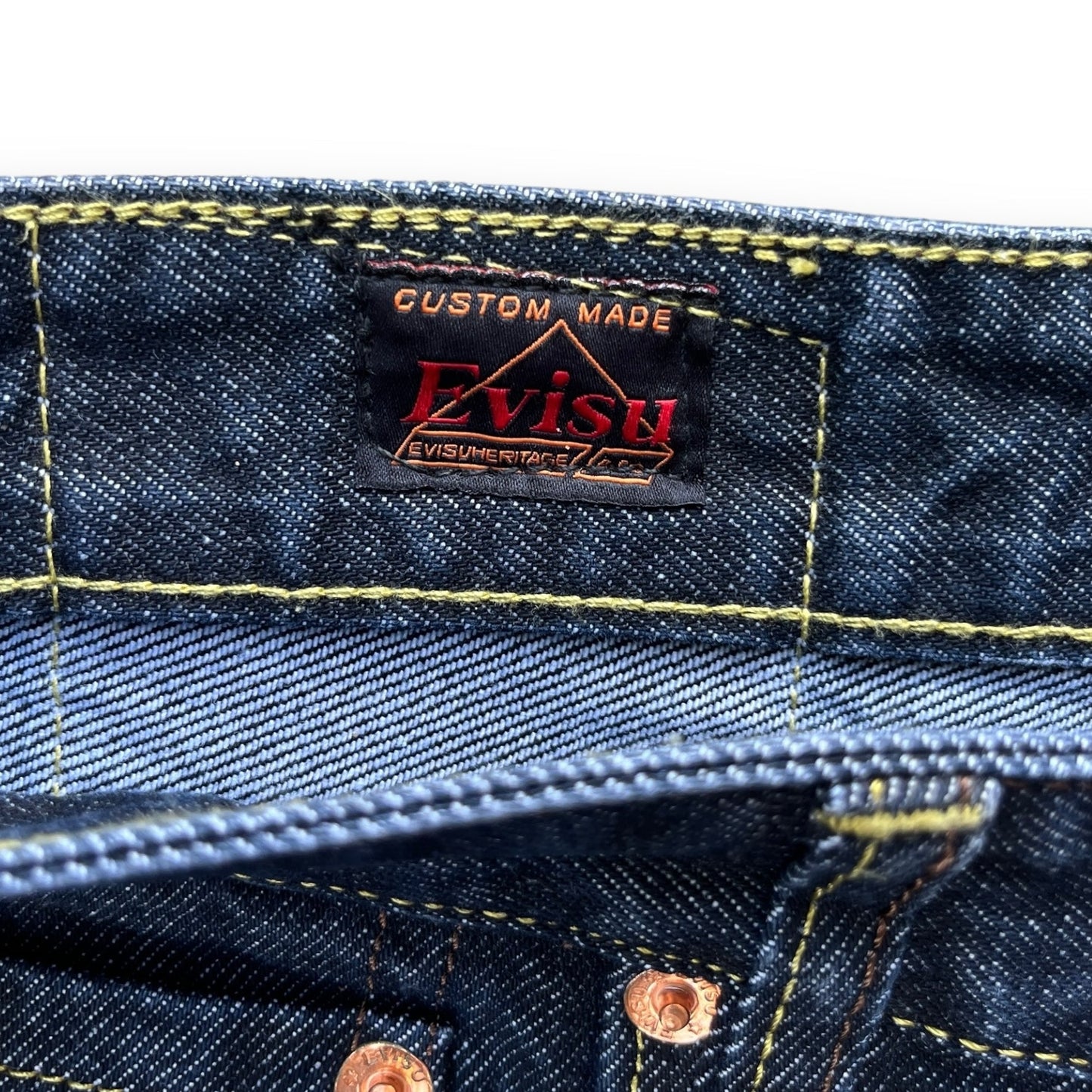 Evisu Daicock Embroidered Jeans (L) - Roogsvintage