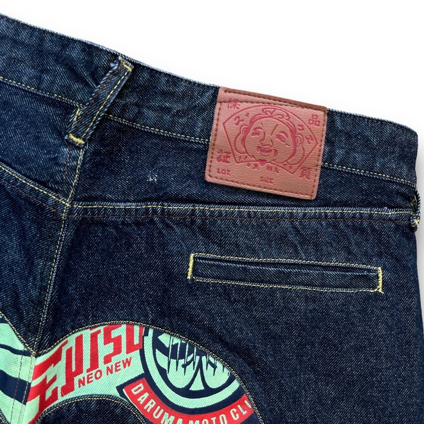 Evisu Daicock Embroidered Jeans (L) - Roogsvintage