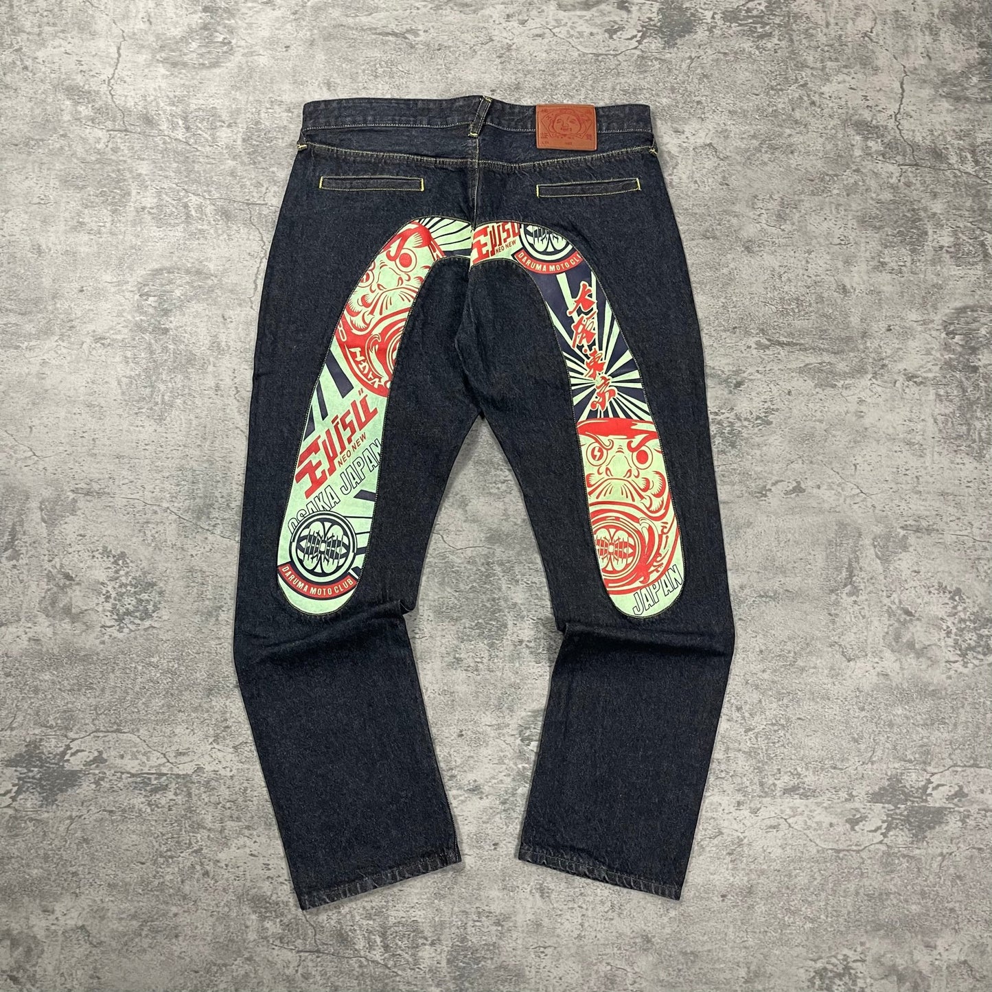 Evisu Daicock Embroidered Jeans (L) - Roogsvintage