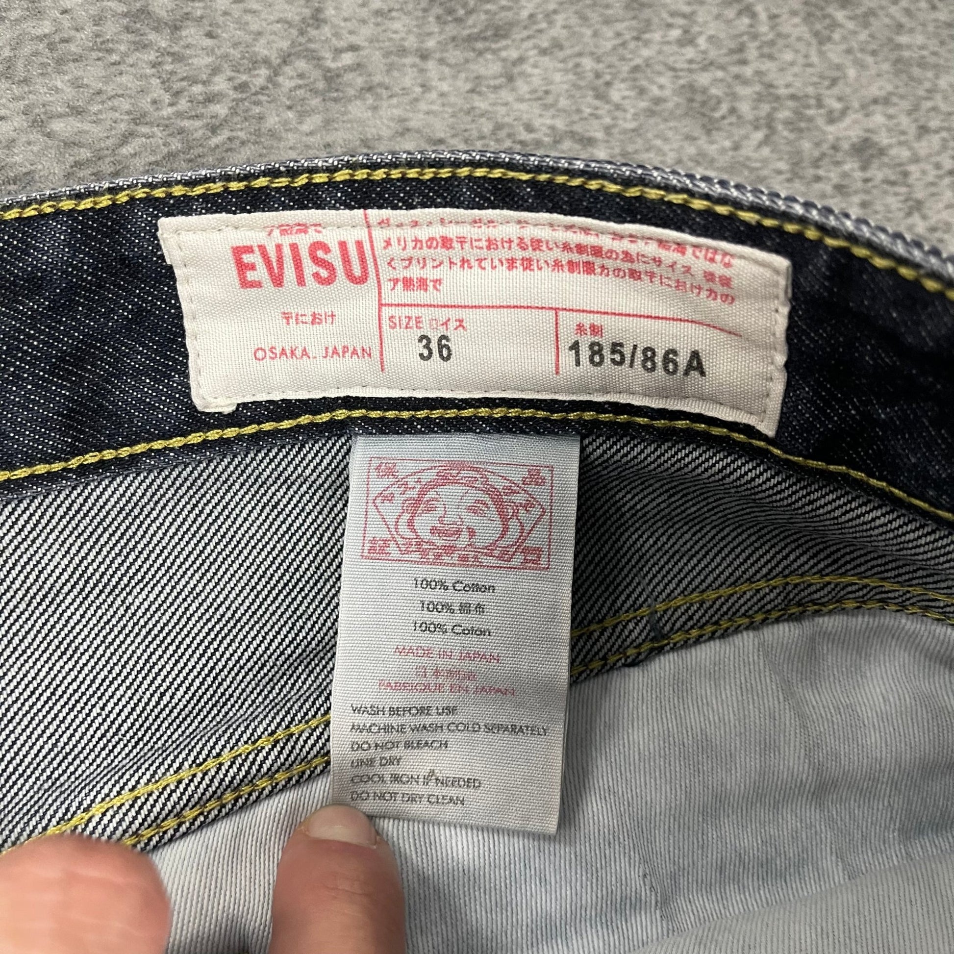 Evisu Daicock Embroidered Jeans (L) - Roogsvintage