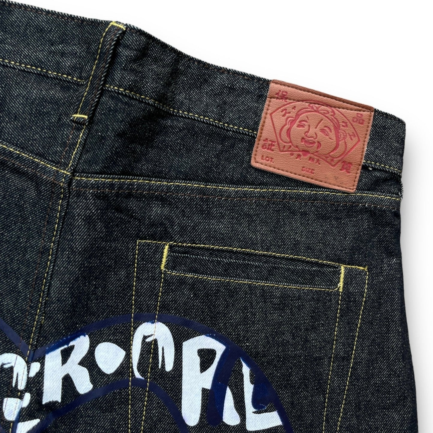 Evisu Daicock Embroidered Jeans (L) - Roogsvintage