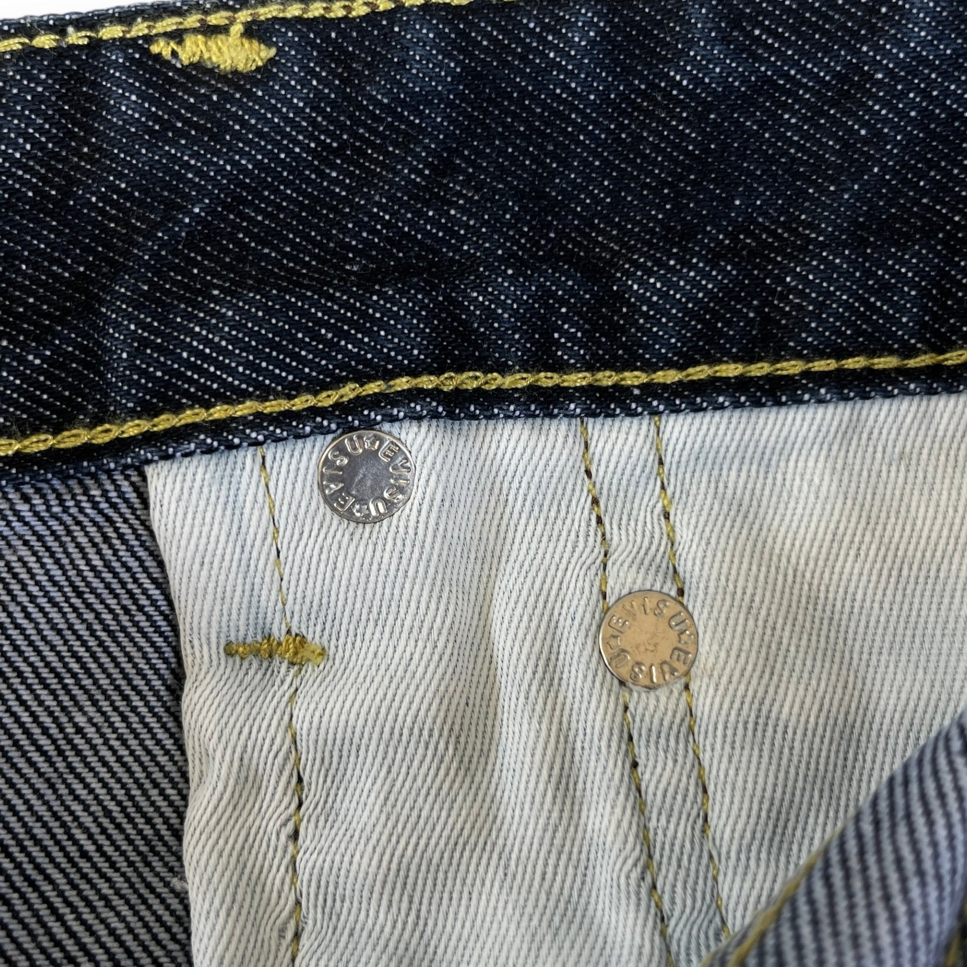 Evisu Daicock Embroidered Jeans (L) - Roogsvintage