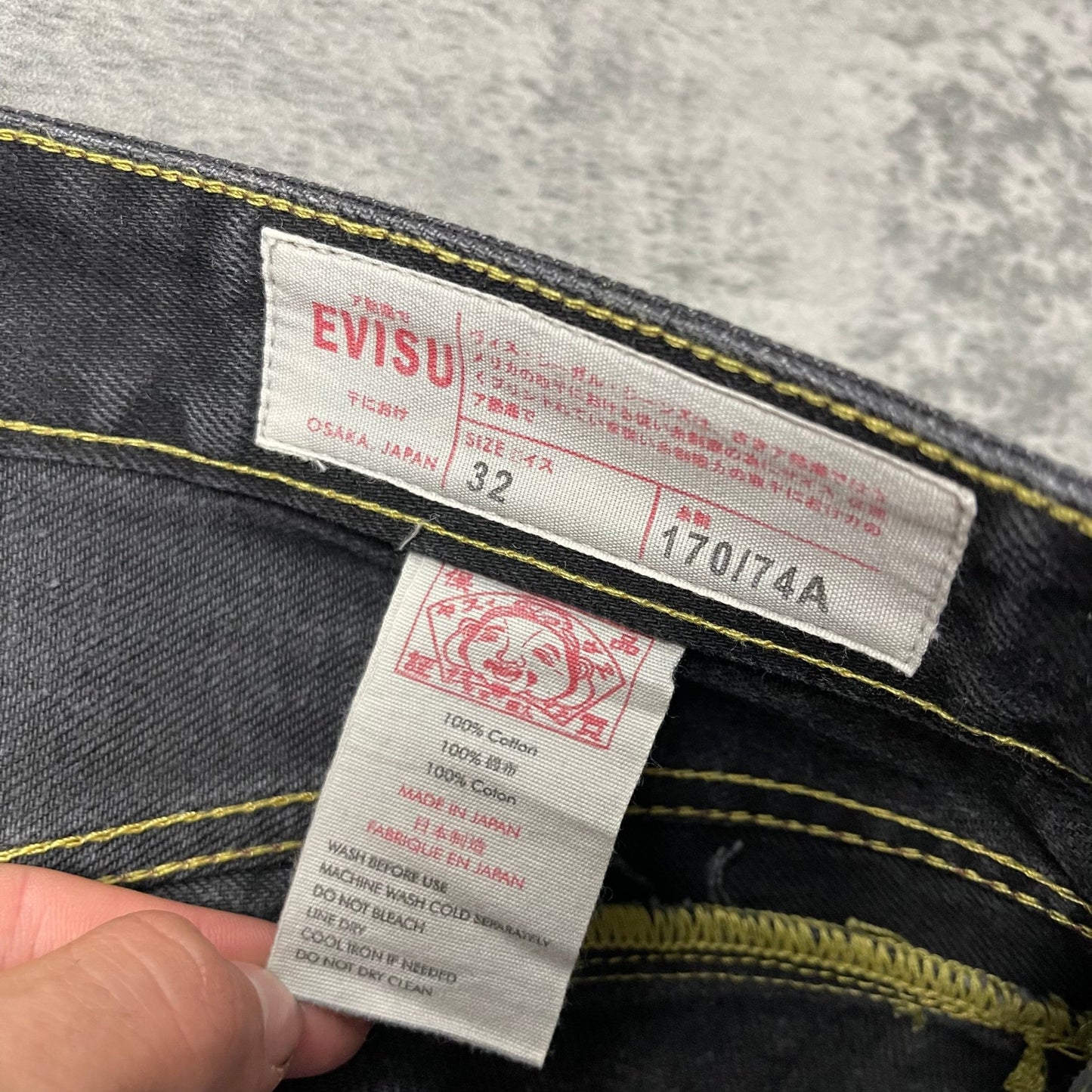 Evisu Daicock Embroidered Jeans (M) - Roogsvintage