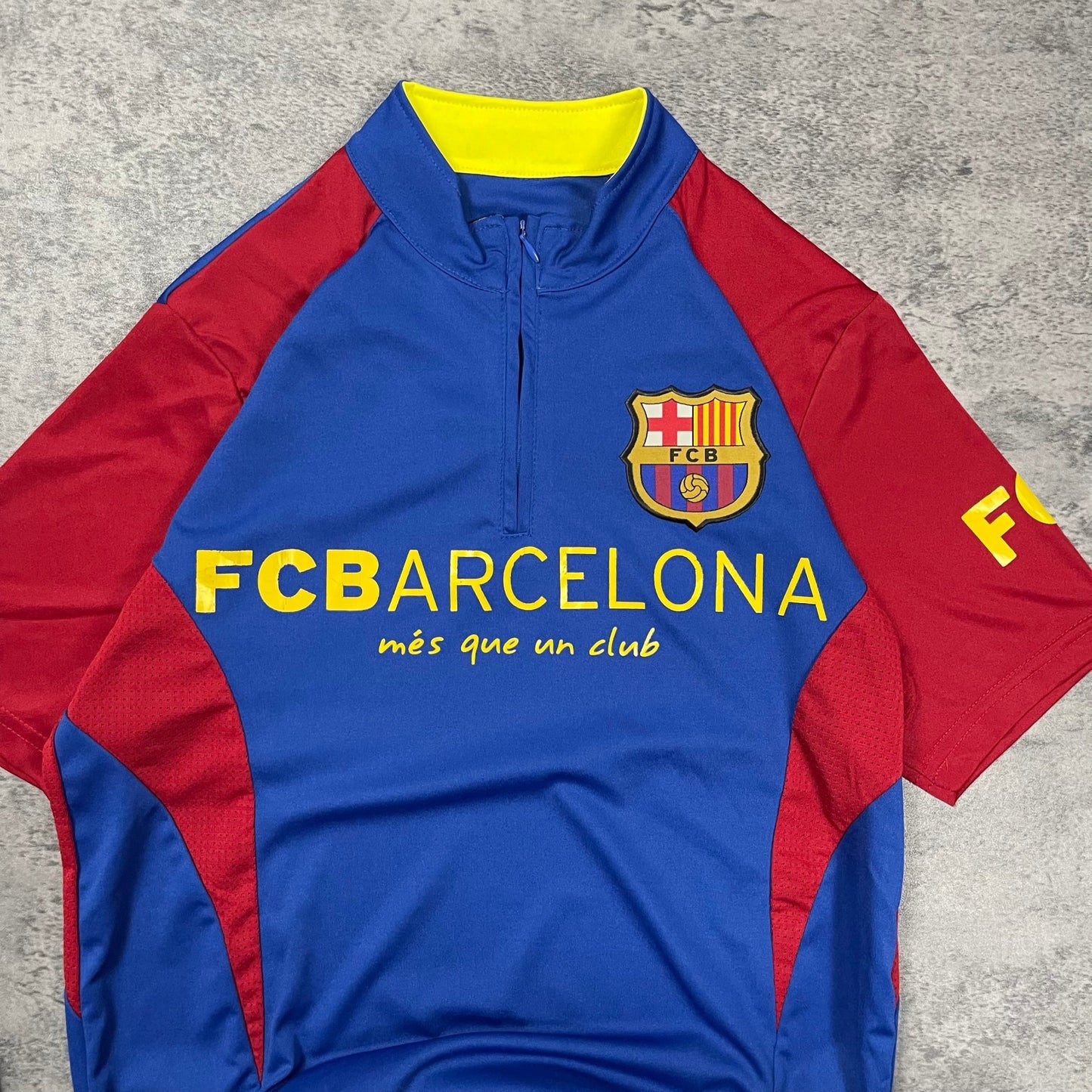 FC Barcelona Fahrrad Trikot 1/4 Zipper (S) - Roogsvintage