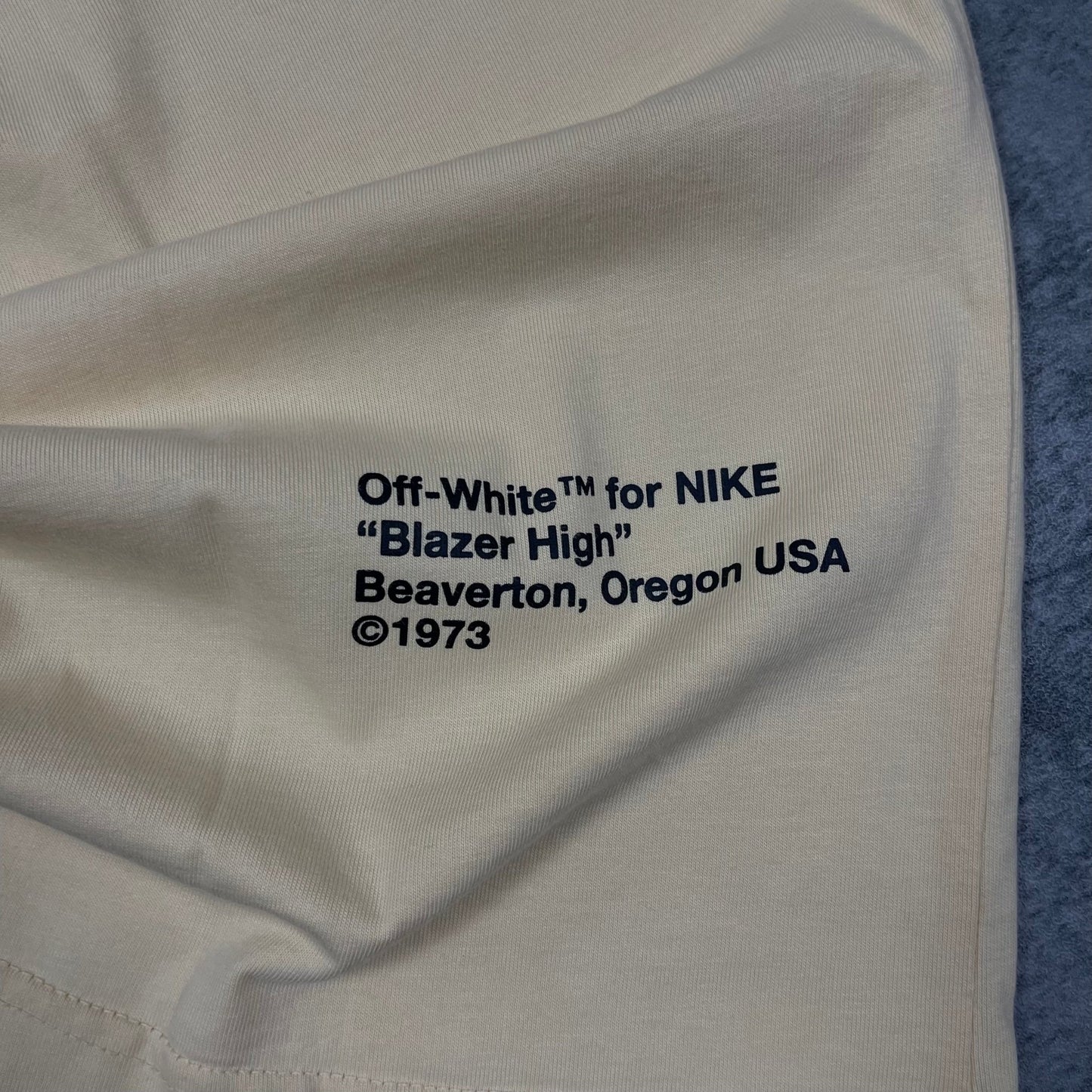 Nike Off White T-Shirt (L) - Roogsvintage