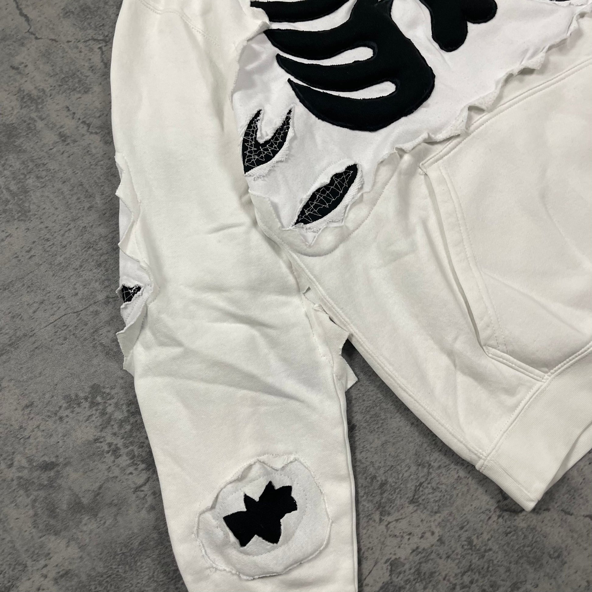 Reworked Nike Hoodie Bones (M) - Roogsvintage