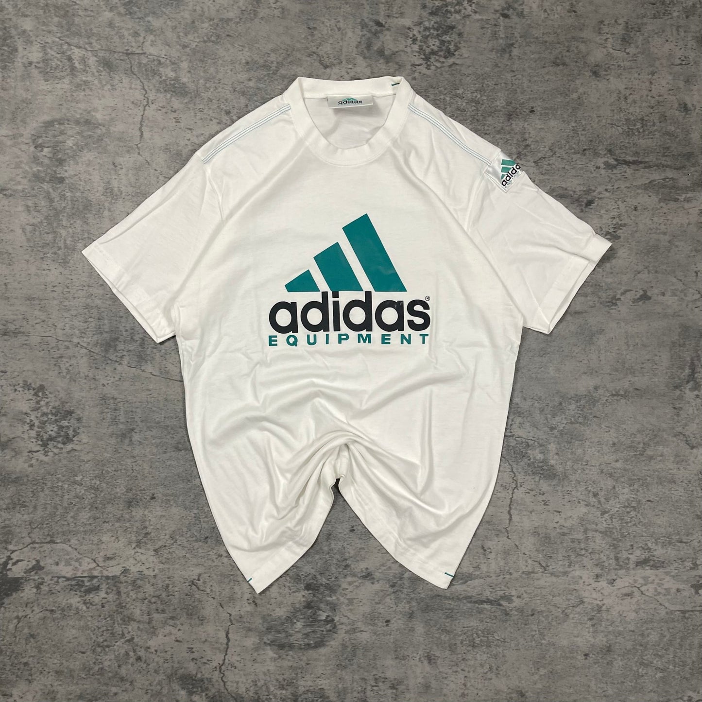 Vintage Adidas Equipment T-Shirt (M) - Roogsvintage