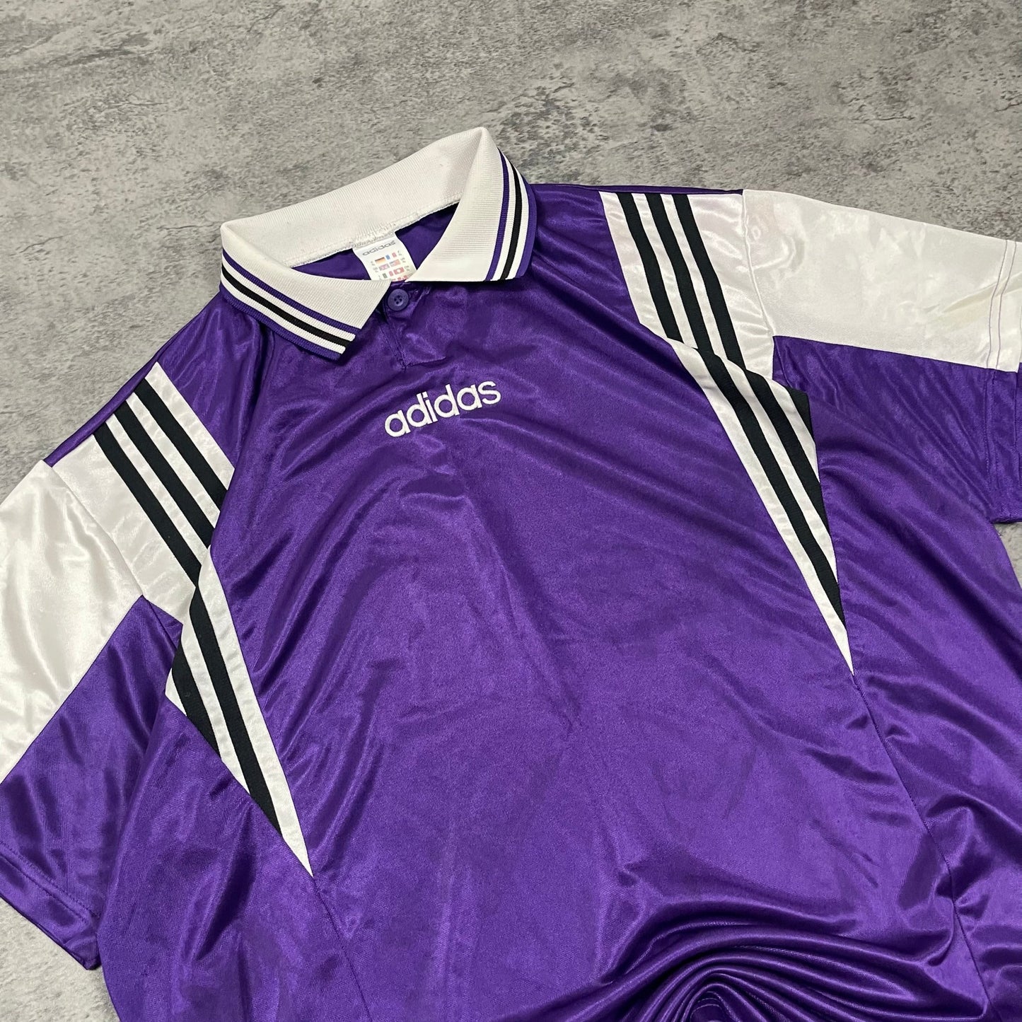 Vintage Adidas T-Shirt (L - XL) - Roogsvintage