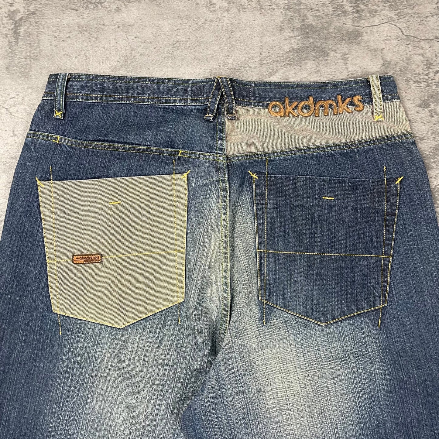 Vintage Akademiks Baggy Jeans (XL) - Roogsvintage