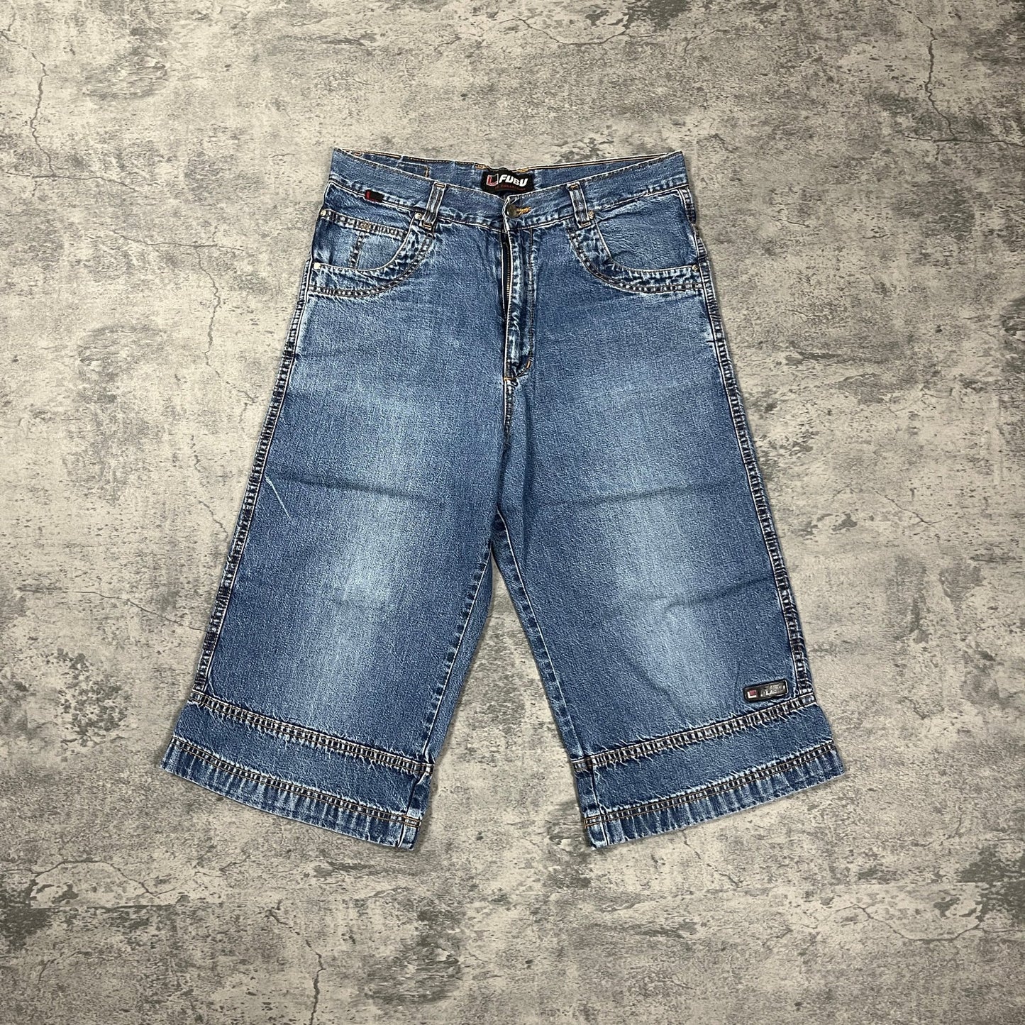 Vintage FUBU 3/4 Jeans (M) - Roogsvintage