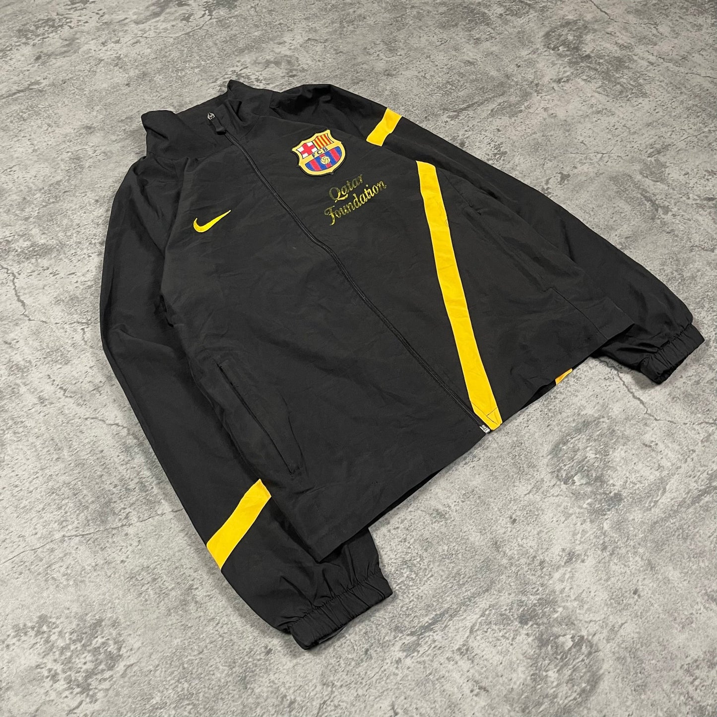 Vintage Nike Barcelona Trackjacke 00er (S) - Roogsvintage