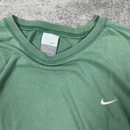 Vintage Nike T-Shirt 00er (S - M) - Roogsvintage