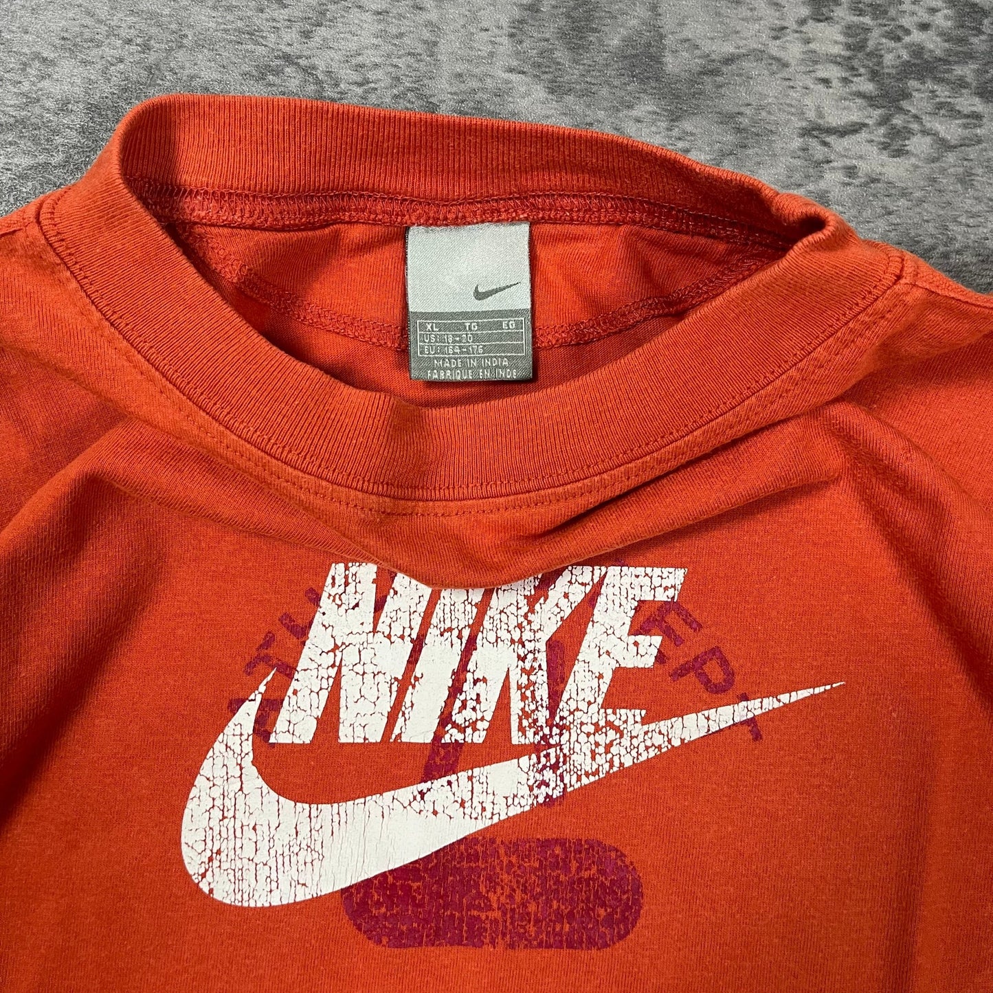 Vintage Nike T-Shirt 00er (S - M) - Roogsvintage