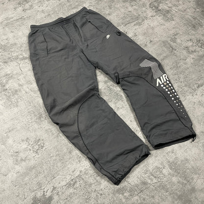 Vintage Nike Trackpants 00s (M) - Roogsvintage