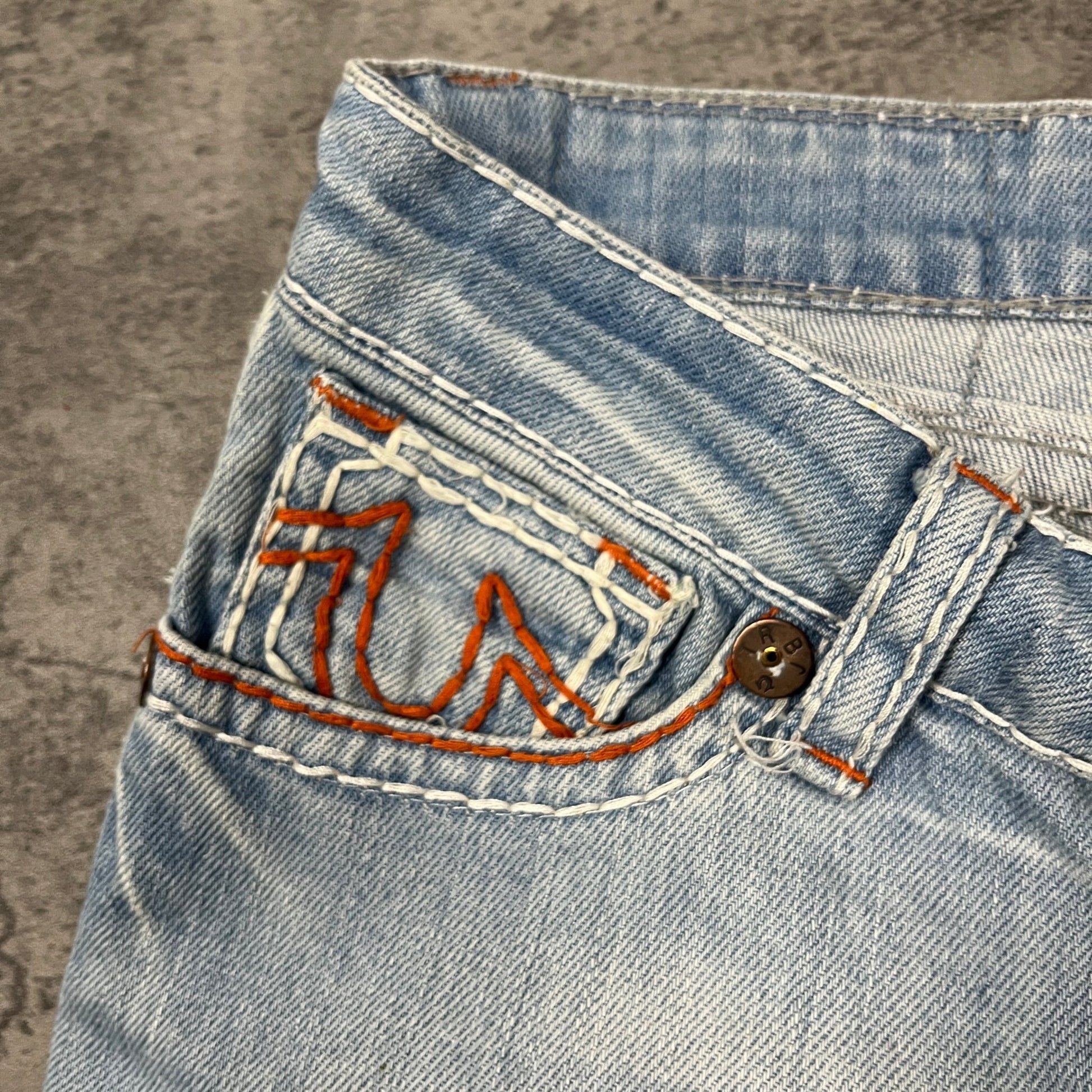 Vintage True Religion Flare Jeans (S) - Roogsvintage